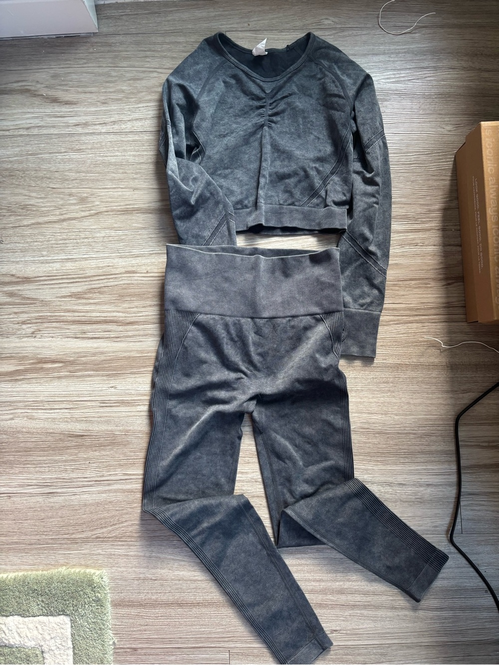 Gray Active Leggings and Cropped Top Set